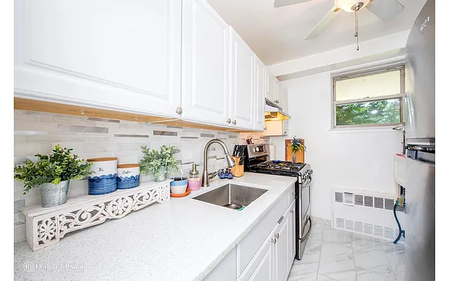 Rented by Douglas Elliman | media 2