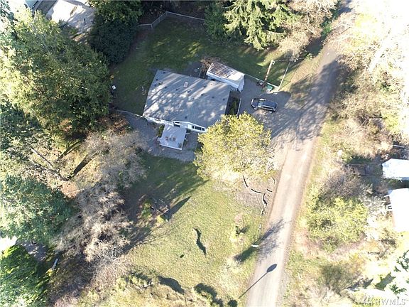 5th image of 120 E Alder St