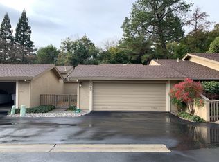 5060 Village Oaks Dr, Rocklin, CA 95677