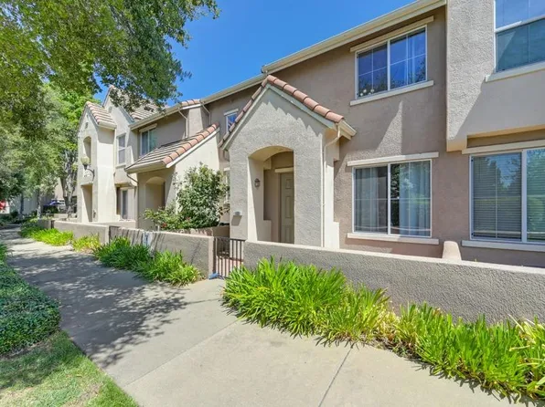 105 Esplanade Cir, Folsom, CA 95630