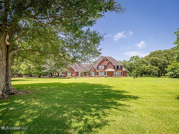 4th image of 2901 Hamill Farm Rd