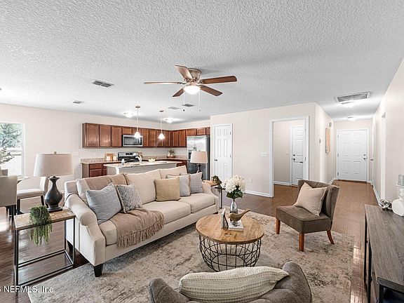 4th image of 13743 MACAPA Road