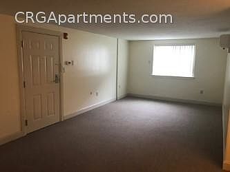 2nd image of 240 Garden St #4AB
