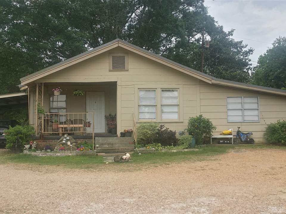 2nd image of 563 Simpson Hwy 149