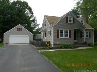 12 Middle Dr, Windsor Locks, CT 06096
