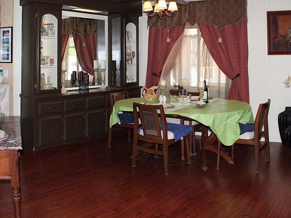 3rd image of 470 Los Encinos Ave #470