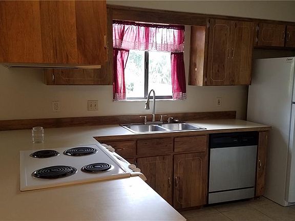 4th image of 2318 Belen Dr