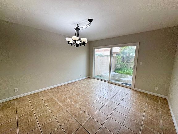 5th image of 3462 Del Amo Blvd