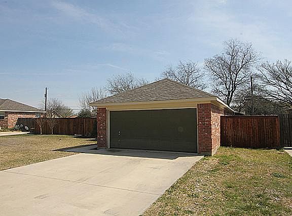 3rd image of 4025 Linkcrest Dr W
