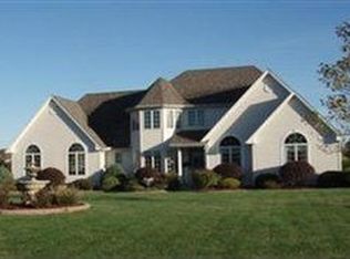 618 Summerfield Pl, Huron, OH 44839
