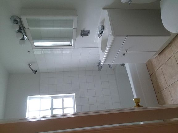 5th image of 45 Kenwood Dr APT 5