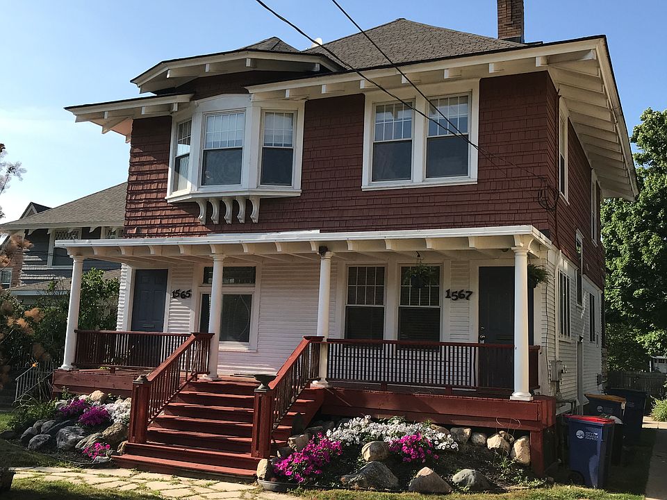 1st image of 1565 Lake Dr SE