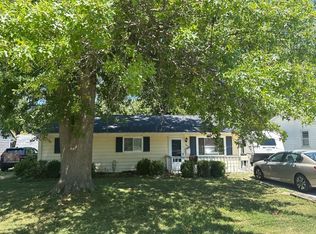 7519 Holly Dr, Mentor On The Lake, OH 44060