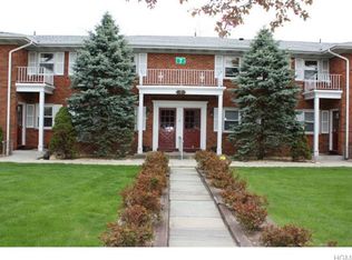 7-7 Normandy Vlg, Nanuet, NY 10954
