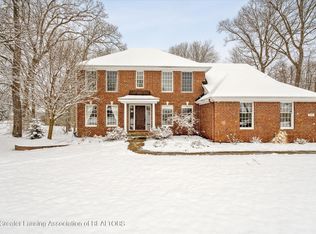 5537 Silverleaf Ct, Haslett, MI 48840