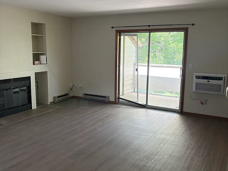 3465 Lochwood Dr #H36 — Photo 10