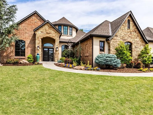 2709 Mesquite Ln, Edmond, OK 73034