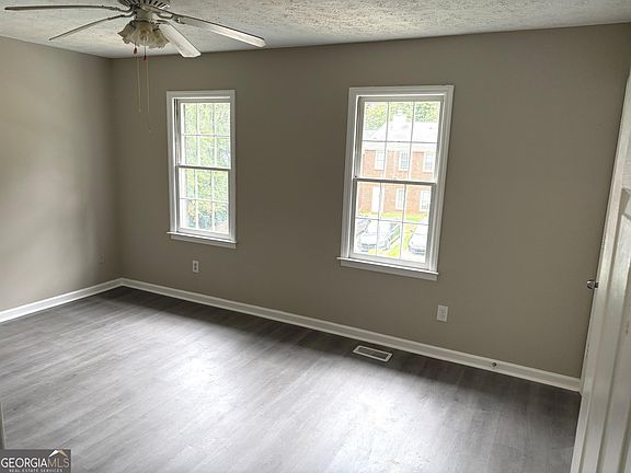 5th image of 2797 Northwood Ct SW