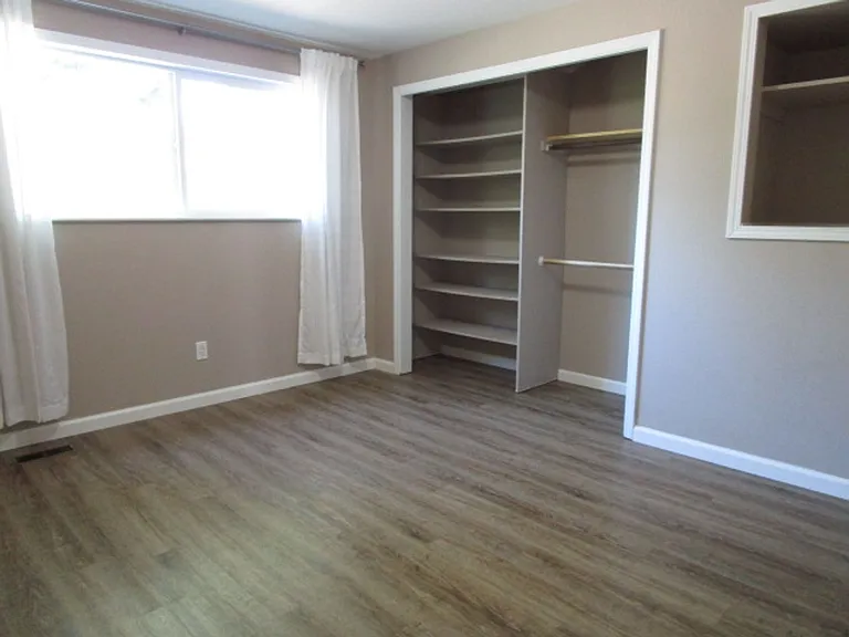 1009 Chippewa St — Photo 8