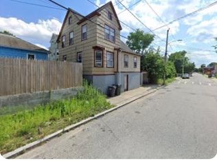 22 Sassafras St, Providence, RI 02907