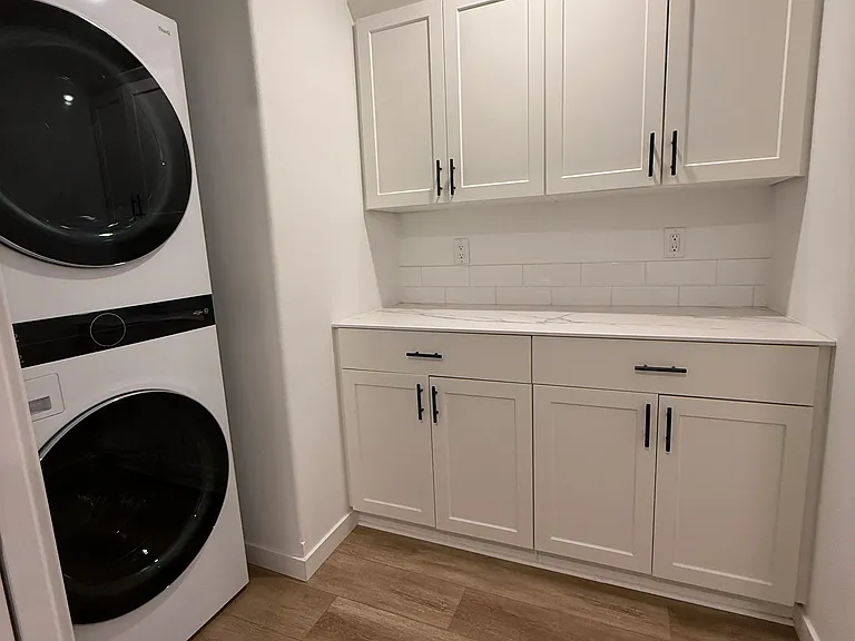 382 Taylor St — Photo 11