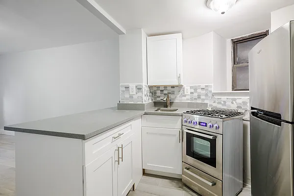 Rented by Living New York | media 10