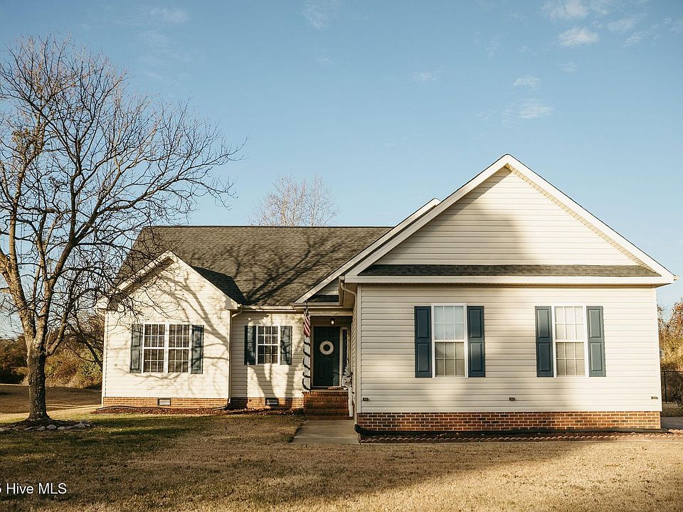 1st image of 111 Woodcroft Drive