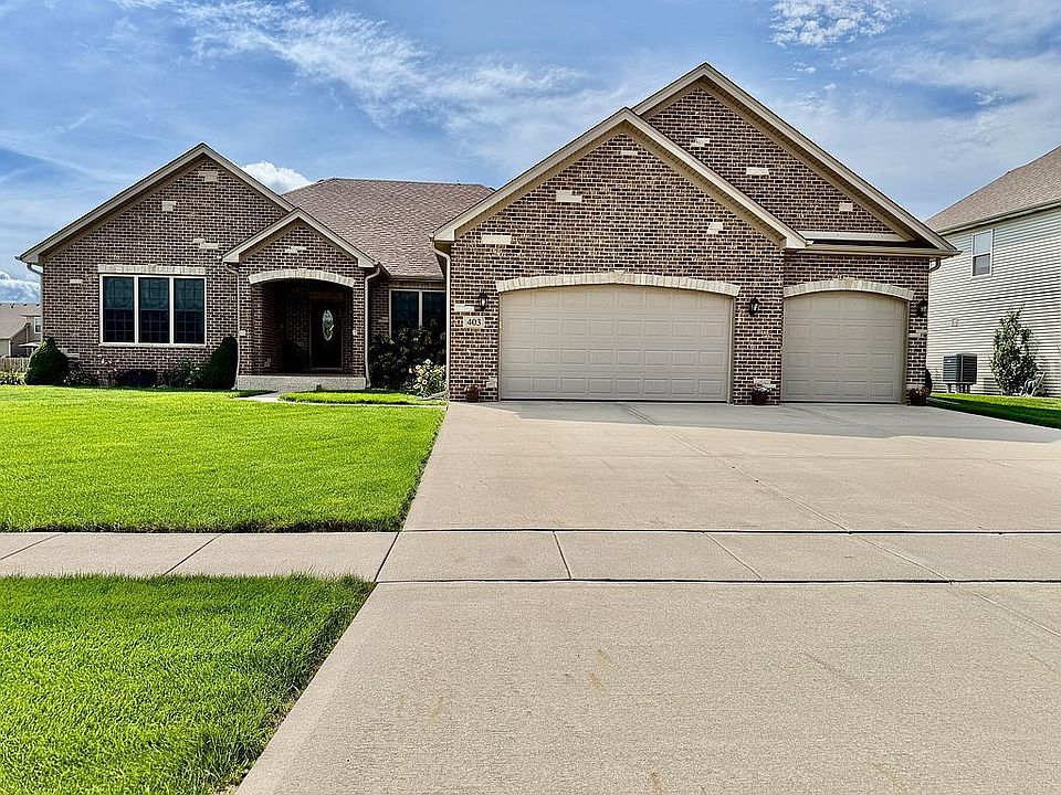Full concrete driveway 