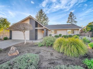 129 Oak Shadow Dr, Santa Rosa, CA 95409