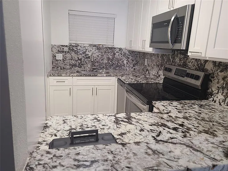 2763 Woodgate Ln #204 — Photo 5