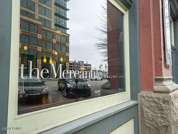 2nd image of 309 E Market St Unit 205