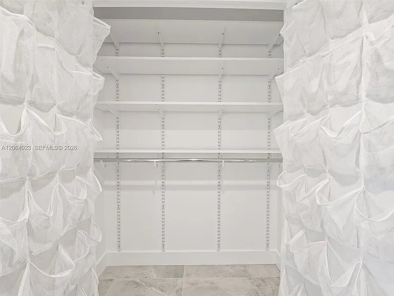 6725 Harding Ave #504 — Photo 24