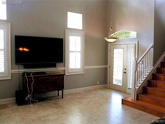 2nd image of 3655 NW Deer Oak Dr