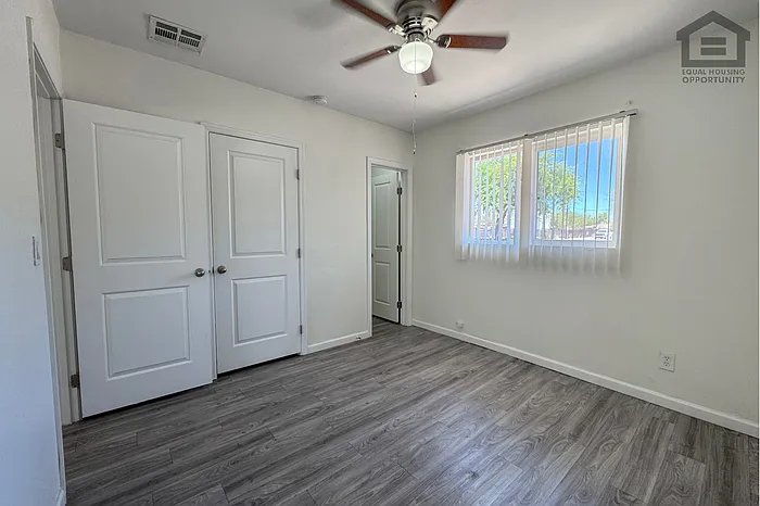 1346 E Willetta St #4 — Photo 16