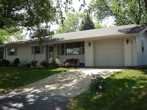 3rd image of 6501 W Plainfield Ave