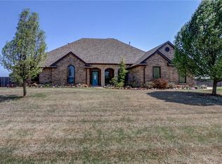 15200 Bay Ridge Dr, Oklahoma City, OK 73165