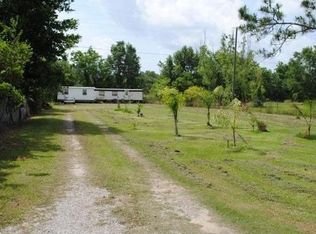 137 Oak Forest Dr, Gibson, LA 70356
