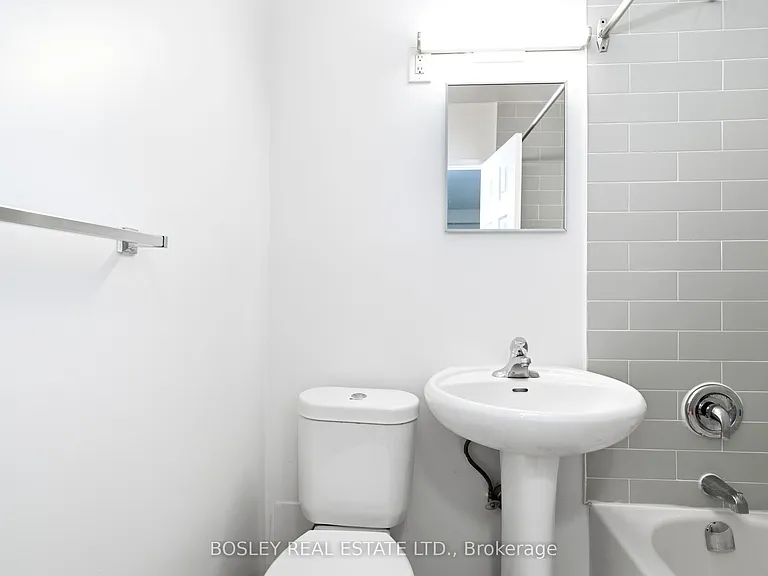 85 Lawton Blvd #403 — Photo 14