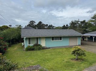 7235 Holiday Ave, Gleneden Beach, OR 97388