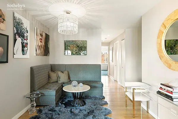 Sold by Sotheby's International Realty | media 4