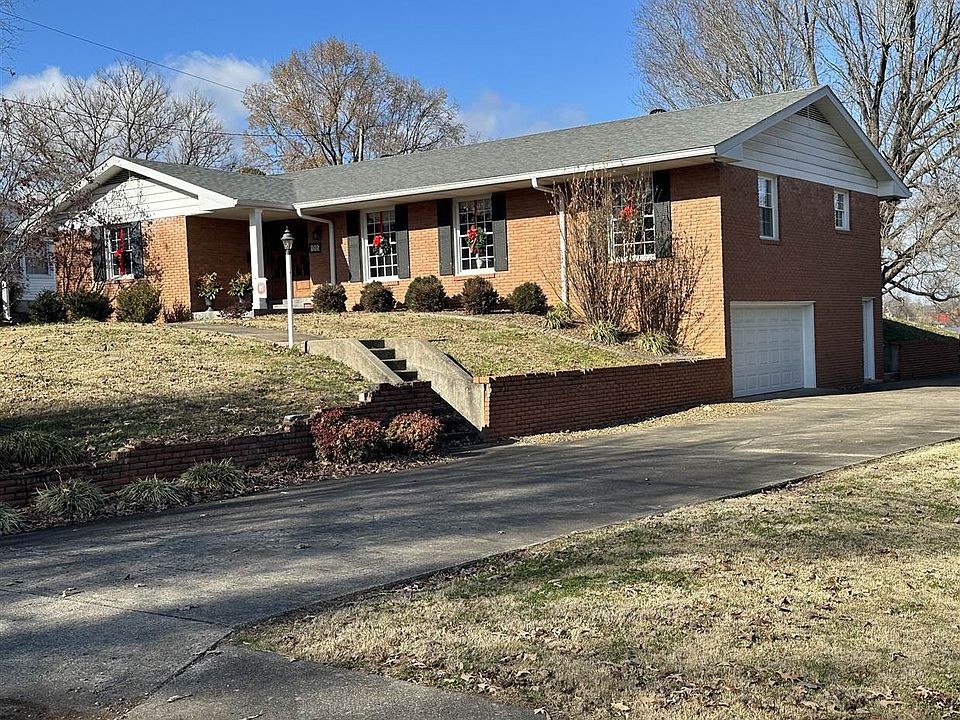 1st image of 115 Brank St