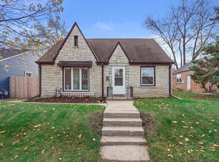 6515 W Lincoln Ave, West Allis, WI 53219