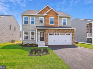 8482 Arbutus Rd, Pasadena, MD 21122