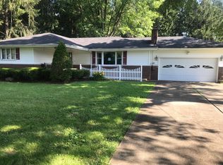 572 Thomas Ln, Girard, OH