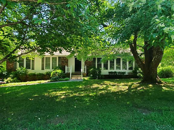 2nd image of 8536 Dresden Dr