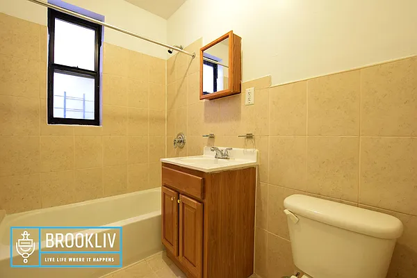 Rented by null | media 12