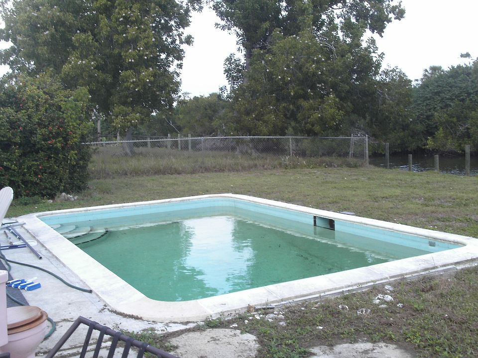 2nd image of 4110 Gardner Dr