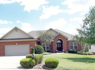 226 Lakeside Dr, Georgetown, KY 40324