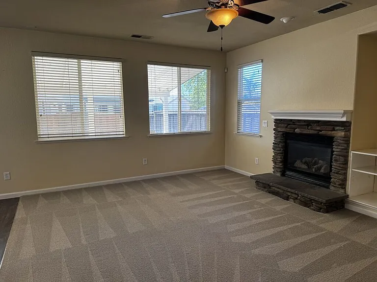 1847 Vintage Cir — Photo 6