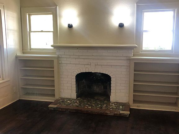 3rd image of 1618 W Kings Hwy #1616